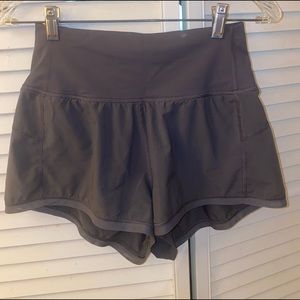 high waisted lululemon shorts size 6